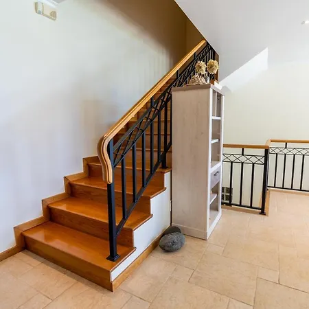 Infinite Ocean View 20m Above Ocean & أركو دا كالهيتا