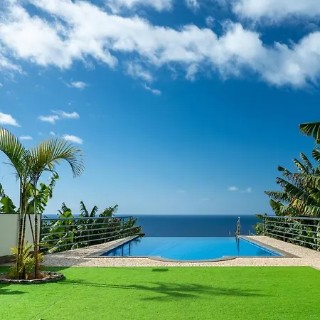فيلة Infinite Ocean View 20m Above Ocean &